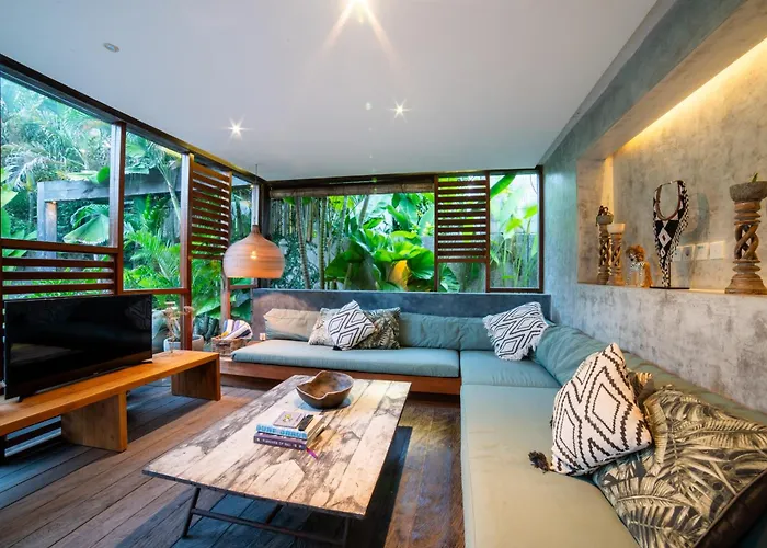 Villa Anggana 2 *